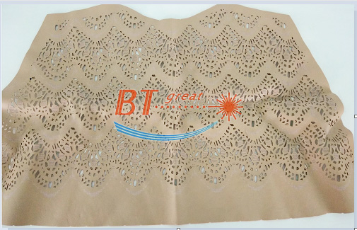 皮革布料鏤空雕刻、打標(biāo).jpg
